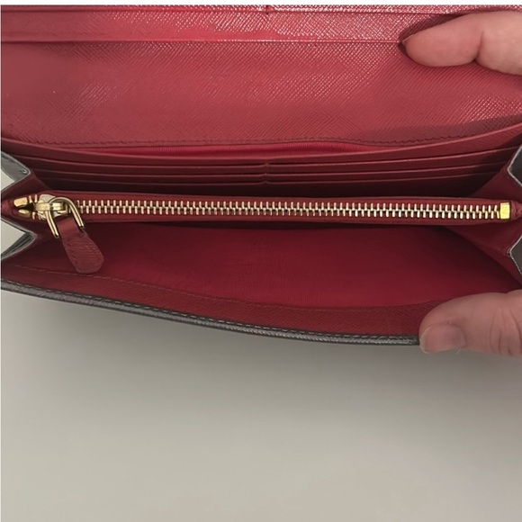 Prada Milano Long Bow Metallic Wallet 8x4 - Picture 7 of 16